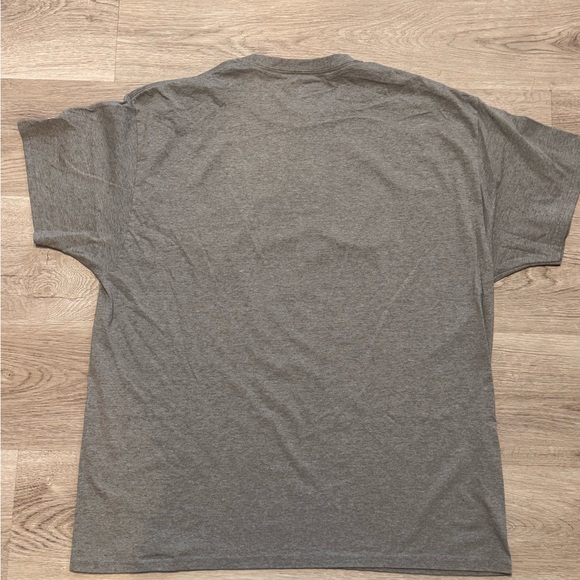 Men’s Champion USC Basketball Gray T-Shirt - Picture 4 of 4